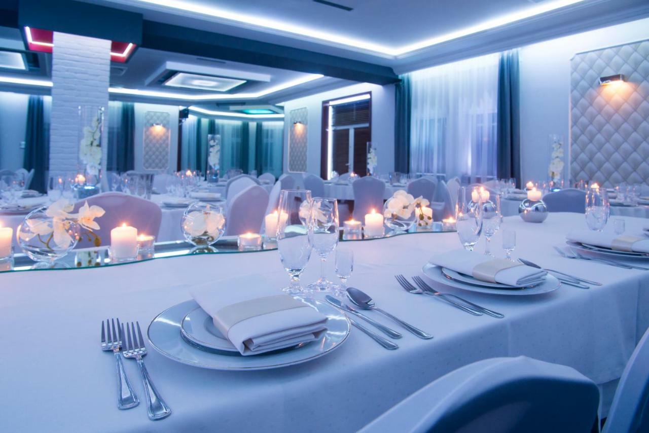 Hotel Zlote Deby Warsaw Exterior photo